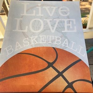 Wall art live love basketball